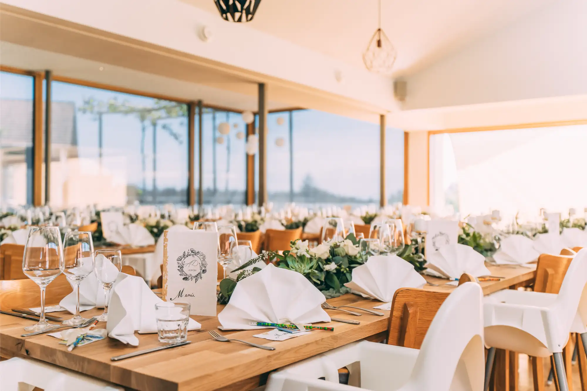 Ansicht: Raum Alpen – Eventlocation auf Gut Hügle | Hochzeiten & Feste am Bodensee