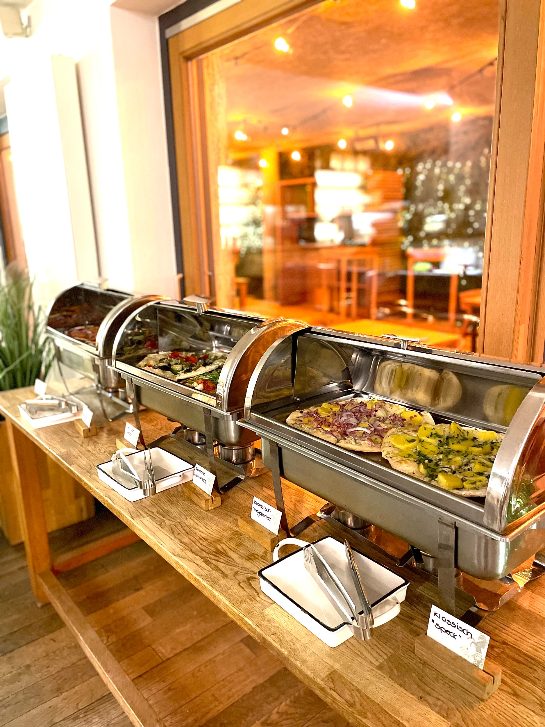 Ansicht: Dinnete Buffet