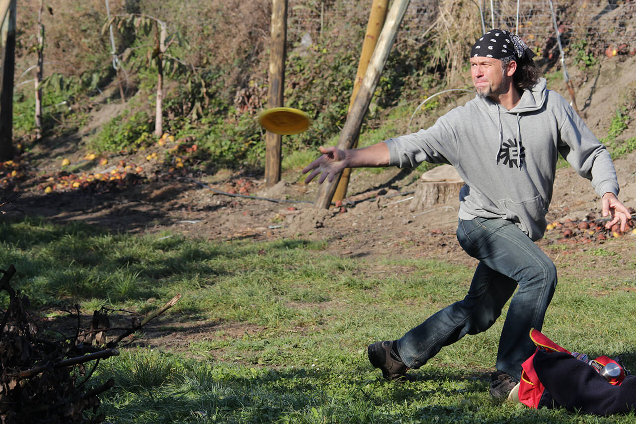 Ansicht: Discgolf auf Gut Hügle, dem Erlebnisbauernhof in Ravensburg